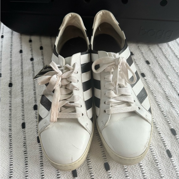 Off-White Diagonal Low 'White Black’ - Picture 2 of 6